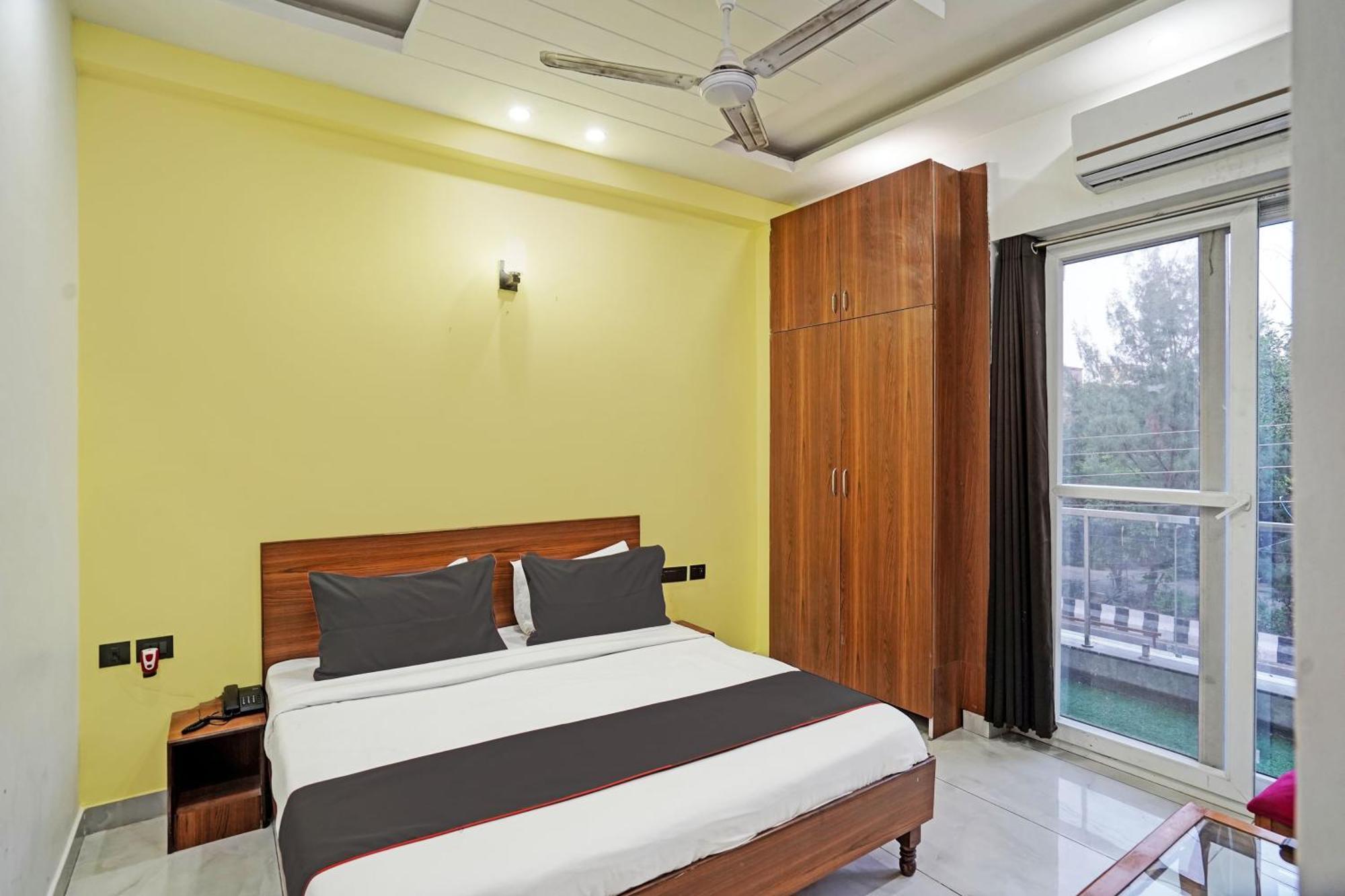 Hotel O Golden Admire Noida Luaran gambar